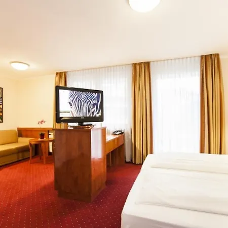 Am Berliner Platz Bed & Breakfast 3*