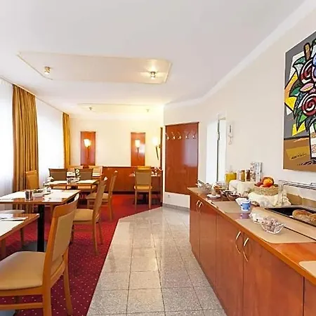 Am Berliner Platz 3* Λάνγκενφελντ