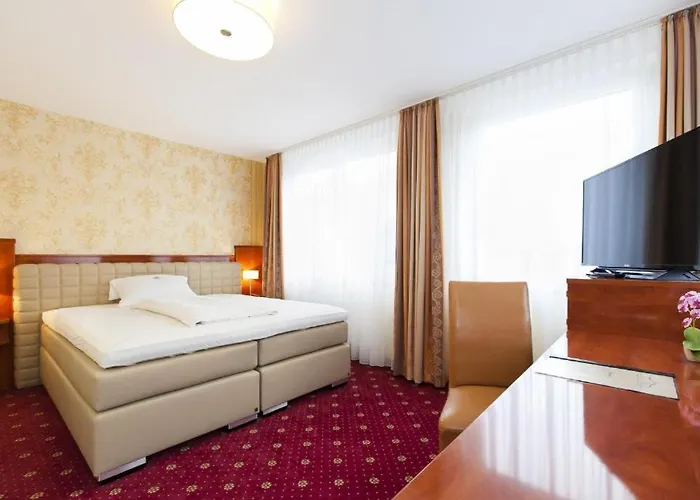 Am Berliner Platz 3*